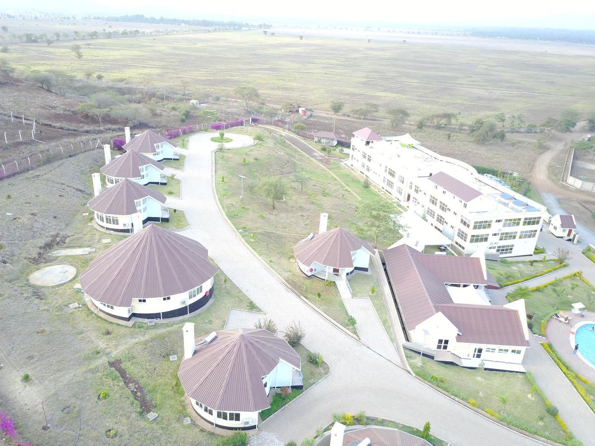 A1 Hotel And Resort Arusha Exteriör bild