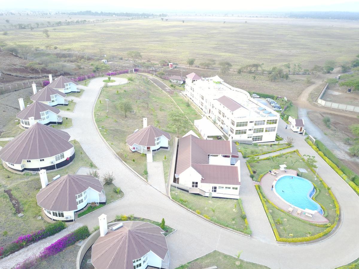 A1 Hotel And Resort Arusha Exteriör bild