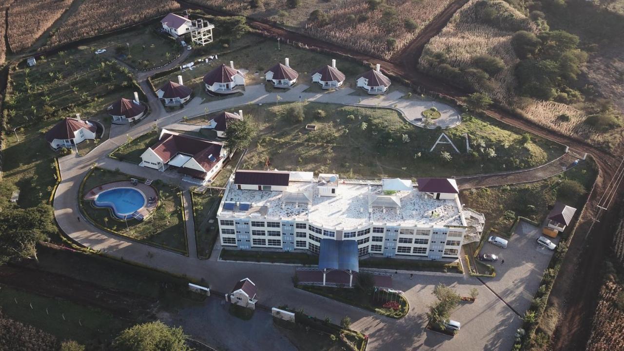 A1 Hotel And Resort Arusha Exteriör bild