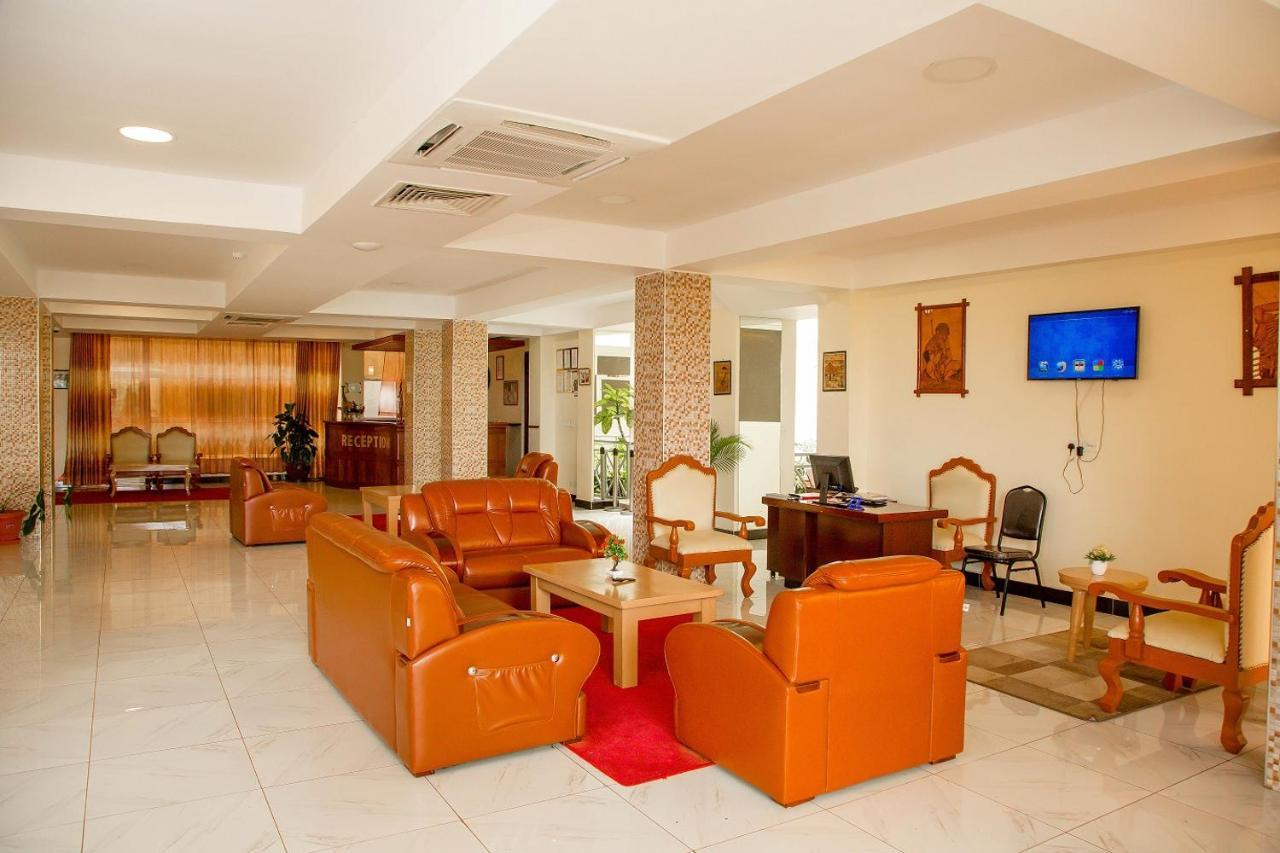 A1 Hotel And Resort Arusha Exteriör bild